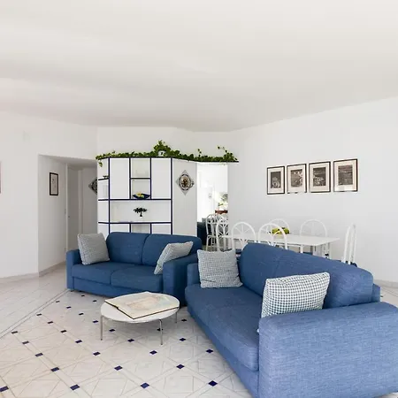 Vip Class With A Magnificent View And A Swimming Pool Conca dei Marini