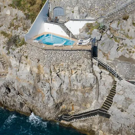Vip Class With A Magnificent View And A Swimming Pool