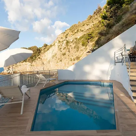 Vip Class With A Magnificent View And A Swimming Pool Conca dei Marini